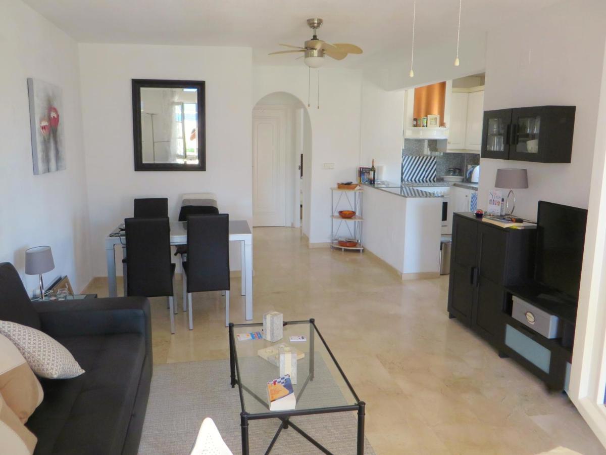 Superbe Appartement Avec Piscine Dehesa de Campoamor  エクステリア 写真